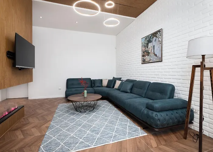 Mountain View * 戈韦达尔齐