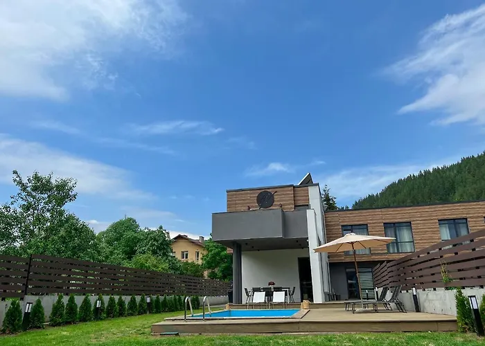 Mountain View 戈韦达尔齐